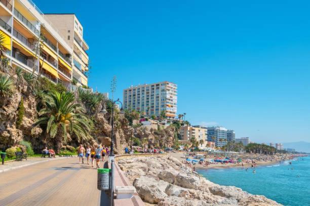 Апартаменти Apartamento Carole Playa Bajondillo Torremolinos Beach - Playa A 30 Segundos - Wifi - Parking - Terraza Екстер'єр фото